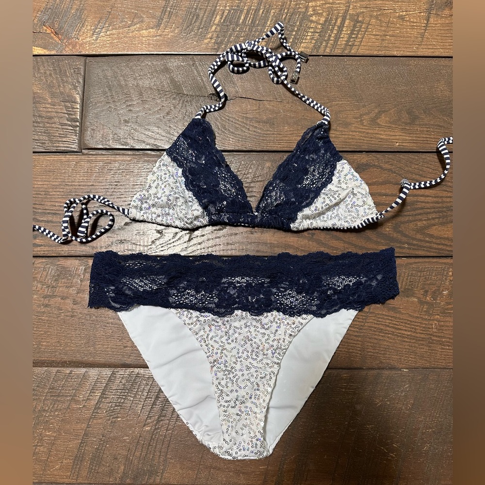 Beach Bunny Bikini Set. Medium Top, Large Bottoms.